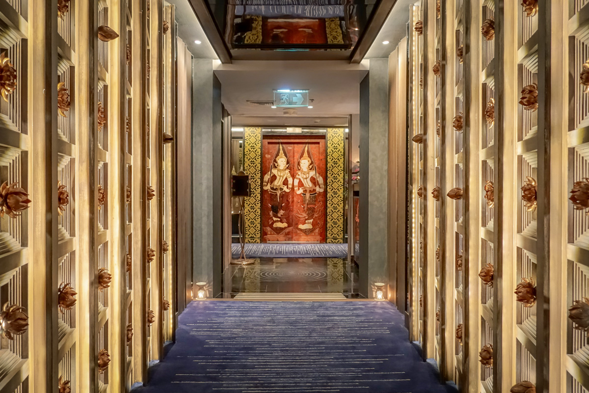 Saffron Entrance at Banyan Tree Bangkok